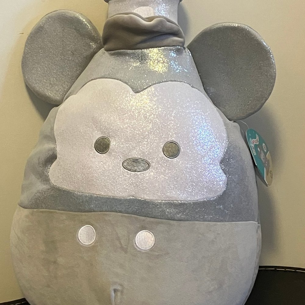 Last One100 years of Disney Mickey Mouse squishmallow NWT